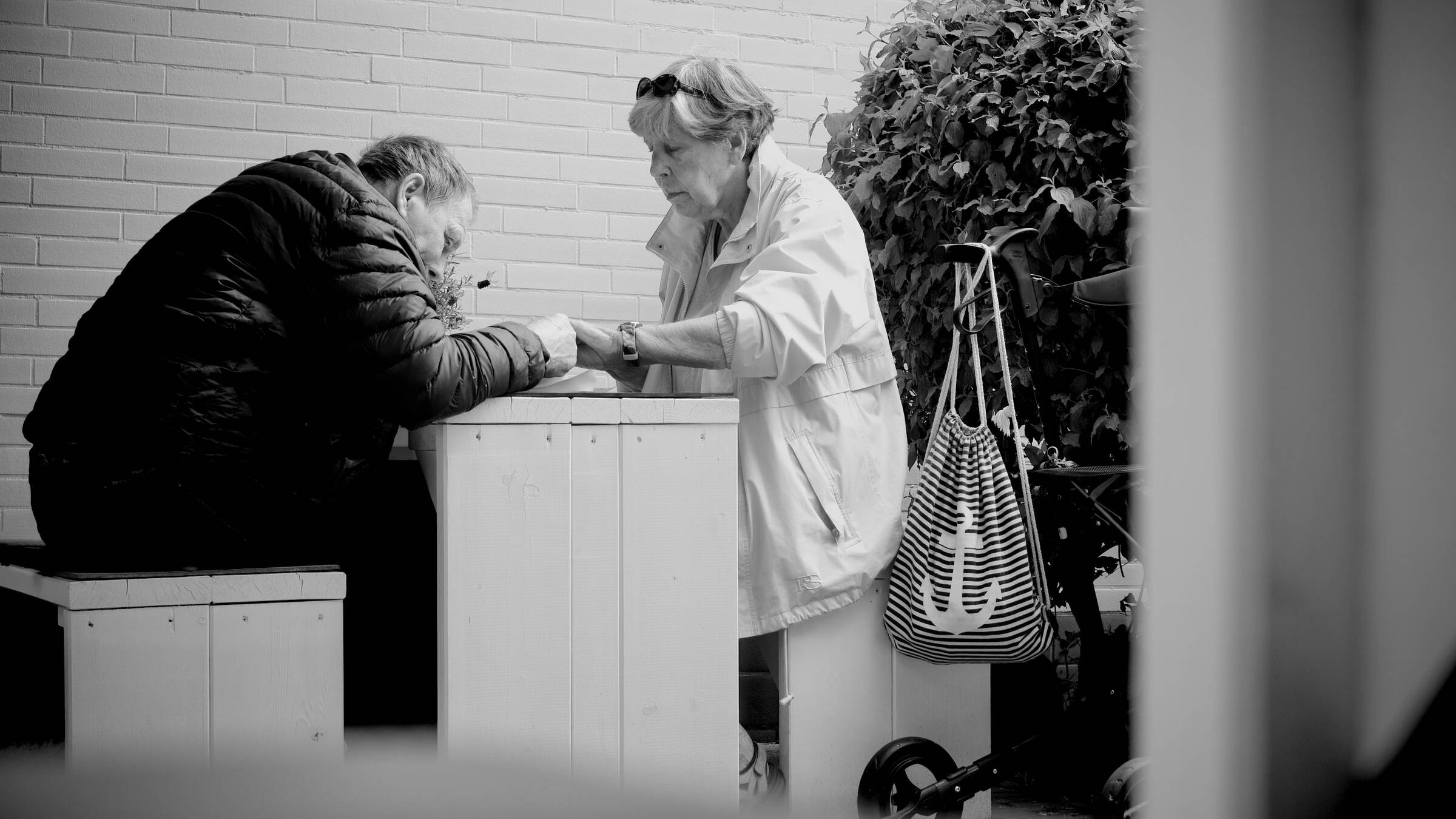 Hand in Hand